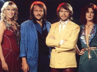 Премьер-министр российского правительства Владимир Путин, как выяснилось, тайный поклонник известной шведской группы ABBA