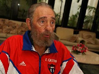 Политика США по отношению к Кубе "теряет свою непорочность", считает Кастро