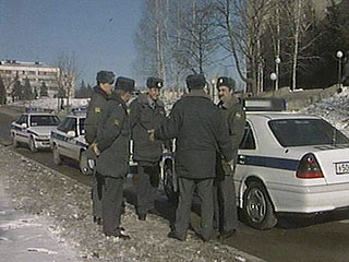 Правоохранительные органы Северной Осетии разыскивают троих молодых людей, которые подозреваются в планировании теракта