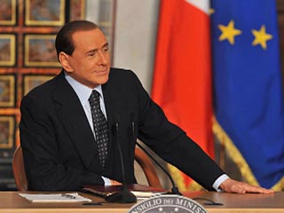 Вскоре, однако, в дело вмешался премьер-министр страны Сильвио Берлускони