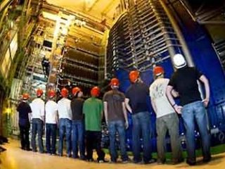 Возобновление работы Большого адронного коллайдера отложено до конца сентября нынешнего года