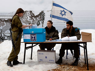 Во вторник в Израиле проходят досрочные парламентские выборы