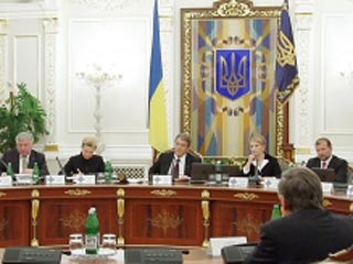 Совбез Украины подсчитал, что Киев заплатит "Газпрому" за газ в первой половине 2009 года $4,8 млрд