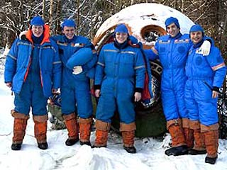 Приключения второй "пятерки" добровольцев - вероятных участников 105-суточного эксперименте по имитации полета на Марс - запомнились не только им самим, но и видавшим виды специалистам ЦПК