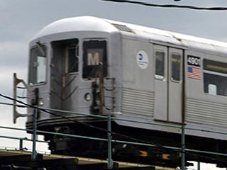 Житель Нью-Йорка, упавший пьяным на рельсы метро, отсудил у города $2,3 млн