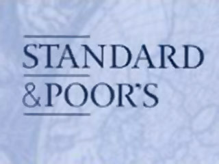 Международное рейтинговое агентство Standard & Poor&#8217;s снизило кредитный рейтинг Латвии из-за "ухудшения экономической ситуации", с уровня BBB- до BB+