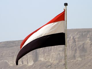 Йемен собирается купить у РФ истребители, вертолеты, катера и КамАЗы