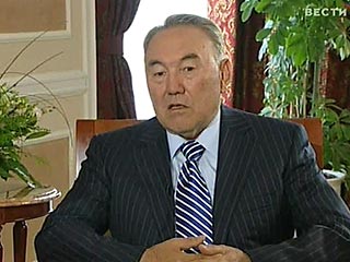Назарбаев взял в свои руки валютное регулирование в Казахстане