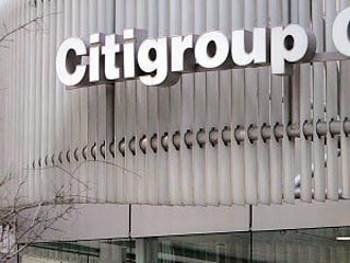 Рыночная котировка акций второго по величине американского банка Citigroup вчера впервые за всю историю упала ниже 1 доллара
