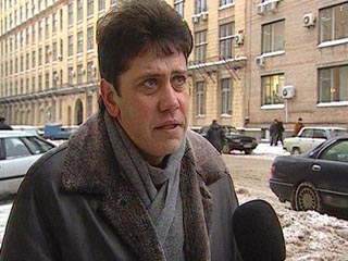Известному журналисту Олегу Лурье, которому на днях будет вынесен приговор по делу о вымогательстве, может быть предъявлено новое обвинение - в уклонении от уплаты налогов