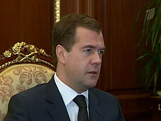 Губернатор Ленинградской области Валерий Сердюков 12 марта приглашен к президенту Дмитрию Медведеву