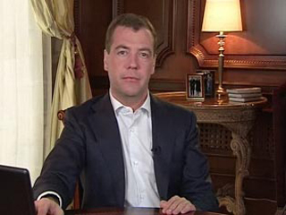 Дмитрий Медведев, подводя некоторые итоги первого года после избрания на пост президента России, заявил, что придает большое значение выполнению тех обещаний, которые он давал ранее
