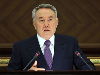 Президент Казахстана Нурсултан Назарбаев предложил странам ЕврАзЭС ввести собственную платежную единицу