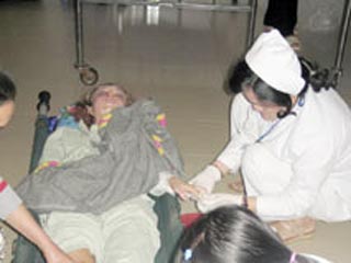 По крайней мере девять россиян и одна гражданка Вьетнама погибли в ДТП на юго-востоке Вьетнама, еще 15 человек пострадали, сообщило агентство AFP со ссылкой на медиков