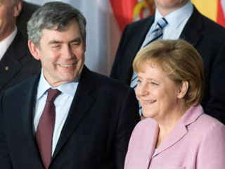 Саммит 2 апреля приблизит мир к преодолению финансового кризиса, заявила канцлер Германии Ангела Меркель на совместной пресс-конференции с премьер-министром Великобритании Гордоном Брауном