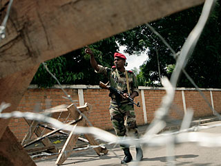 Два взрыва прогремели у загородной резиденции президента Мадагаскара рано утром в понедельник