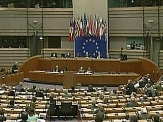 Европарламент хочет запретить обращения "мисс" и "миссис" по отношению к своим депутатам: они их "дискриминируют"