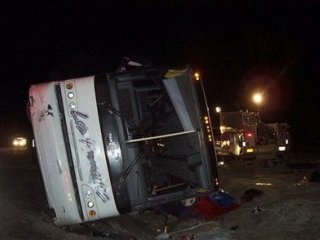 Десять человек погибли и тридцать получили серьезные ранения при столкновении пассажирского автобуса с грузовиком в мексиканском штате Коауила