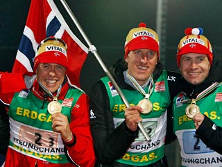 На заключительном этапе Кубка мира по биатлону, который состоится в Ханты-Мансийске, каждого норвежского биатлониста будет охранять персональный телохранитель