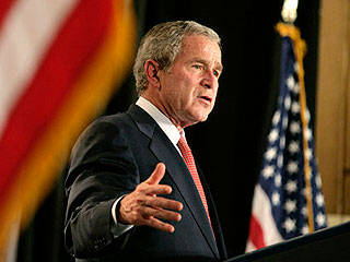 Политика Буша привела к рост антиамериканизма в мире