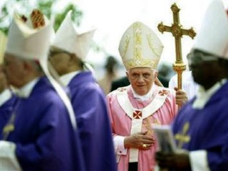 Папа Римский завершил программу своей африканской поездки