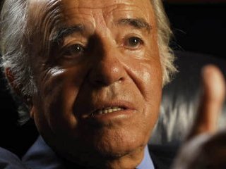 Бывшему президенту Аргентины Карлосу Менему предъявлены обвинения в незаконном обогащении в эпоху приватизации во время его нахождения у власти