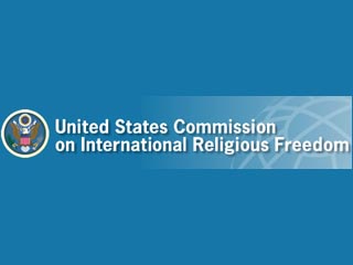 В заявлении правительственной комиссии США по международной религиозной свободе отмечается, что новый закон "ужесточает и жестко ограничивает религиозные свободы" в Таджикистане