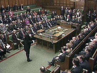 В английской Палате общин в пятницу обсуждался законопроект, который может позволить наследницам британского королевской фамилии иметь такие же права на престол, как у наследников-мужчин