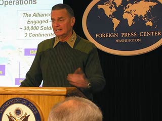Помощник президента США по национальной безопасности отставной генерал Джеймс Джонс заверил, что США заинтересованы в партнерстве с Россией и Шанхайской организацией сотрудничества в урегулировании ситуации в Афганистане