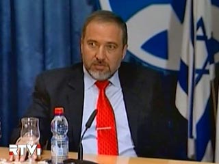 Новый глава МИД Израиля Авигдор Либерман спровоцировал первый громкий скандал в только что утвержденном правительстве Беньямина Нетаньяху
