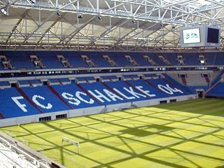 Владимир Кличко и Дэвид Хэй проведут поединок на футбольном стадионе в Германии