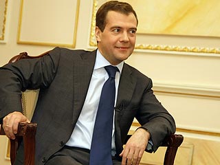 Президент России Дмитрий Медведев впервые дал интервью отечественной газете, которая позиционирует себя оппонентом власти