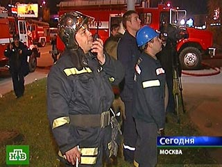 Взрыв и пожар в девятиэтажке на юго-западе Москвы, есть пострадавший 