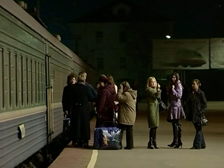 Врачи по состоянию на 13.00 по московскому времени не выявили больных среди находящихся на станции Шарья в Костромской области более чем 100 пассажиров поезда "Благовещенск - Москва"