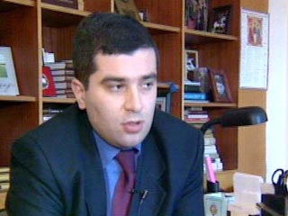 Председатель парламента Грузии Давид Бакрадзе призвал лидеров оппозиции отказаться от идеи создания отрядов самообороны для защиты участников акций протеста с требованием отставки президента Михаила Саакашвили