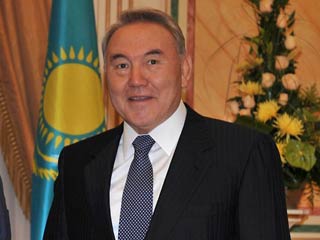 Испытывающая проблемы финансовая система Казахстана получила важную поддержку