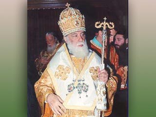 Грузинский Патриарх на Пасху призвал власти провести налоговую амнистию и успокоить общество