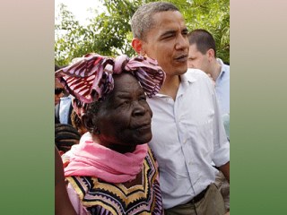 87-летняя "Мама Сара" оказалась в центре общественного внимания в Кении после того, как ее внук был избран президентом США