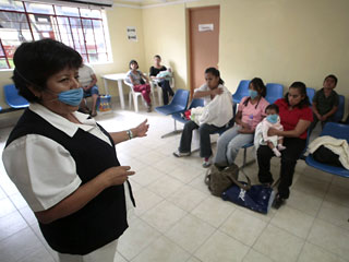 Десятки людей погибли, сотни были инфицированы в результате вирусной вспышки в Мексике, вызванной эпидемией свиного гриппа