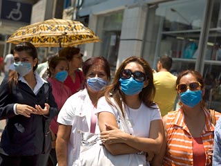 На всей территории Мексики приостановлены занятия в школах до 6 мая. Это связано с распространением свиного гриппа