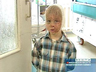 Четырехлетнего Глеба Агеева, которого избила приемная мать, и его двухлетнюю сестру Полину перевели из больницы в детский дом семейного типа