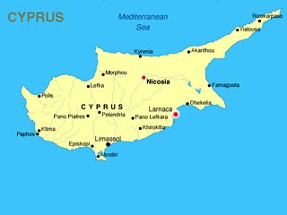 Судно, использовавшееся для доставки гуманитарной помощи в Газу, затонуло в понедельник в кипрском порту Ларнака
