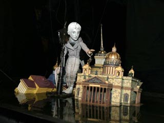 Кукольный театр покажет спектакли "для взрослых" - по Шекспиру и Достоевскому