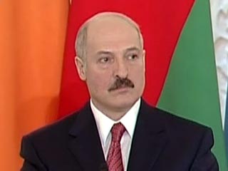 Лукашенко помилует 4,5 тысячи "неопасных" осужденных по случаю 65-летия освобождения Белоруссии от фашистов