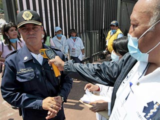Число смертных случаев от гриппа A/H1N1 в Мексике, по данным на утро понедельника, возросло до 56