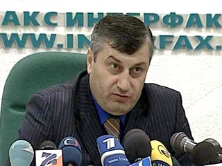 Президент Южной Осетии Эдуард Кокойты после драматичных событий августа 2009 года, приведших к признанию независимости республики, встал на путь авторитаризма, устраняя любую оппозицию своему режиму