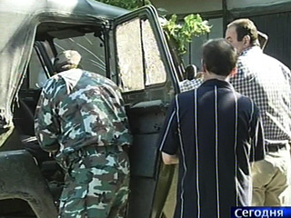 В Гальском районе Абхазии на растяжке подорвалась машина со специалистами фирмы Siemens, местными жителями