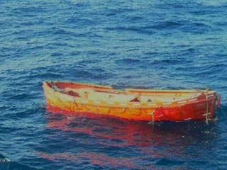 В нейтральных водах Балтики сегодня спасены двое российских рыболовов-любителей, еще двое, по словам спасенных, - утонули