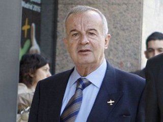 Государственный суд Испании приговорил генерала Висенте Наварро к трем годам тюремного заключения за ошибочную идентификацию личностей 30 из 62 военнослужащих, погибших в авиакатастрофе в 2003 году