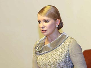 Премьер-министр Украины, лидер БЮТ Юлия Тимошенко заявила в четверг, что "ее команда" собирается участвовать в президентских выборах